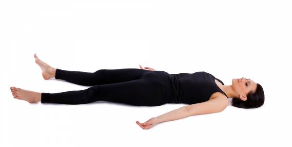 शवासन योग कैसे करें: विधि, लाभ एवं सावधानियां – Savasana Yoga Steps Benefits in Hindi Savasana Yog Kaise Kare aur Iske Fayde Labh