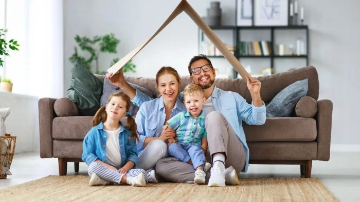 Good Morning Hindi Shayari: सुबह की शुरुआत मुस्कान और अच्छे शब्दों के साथ Family और रिश्तेदारों के लिए